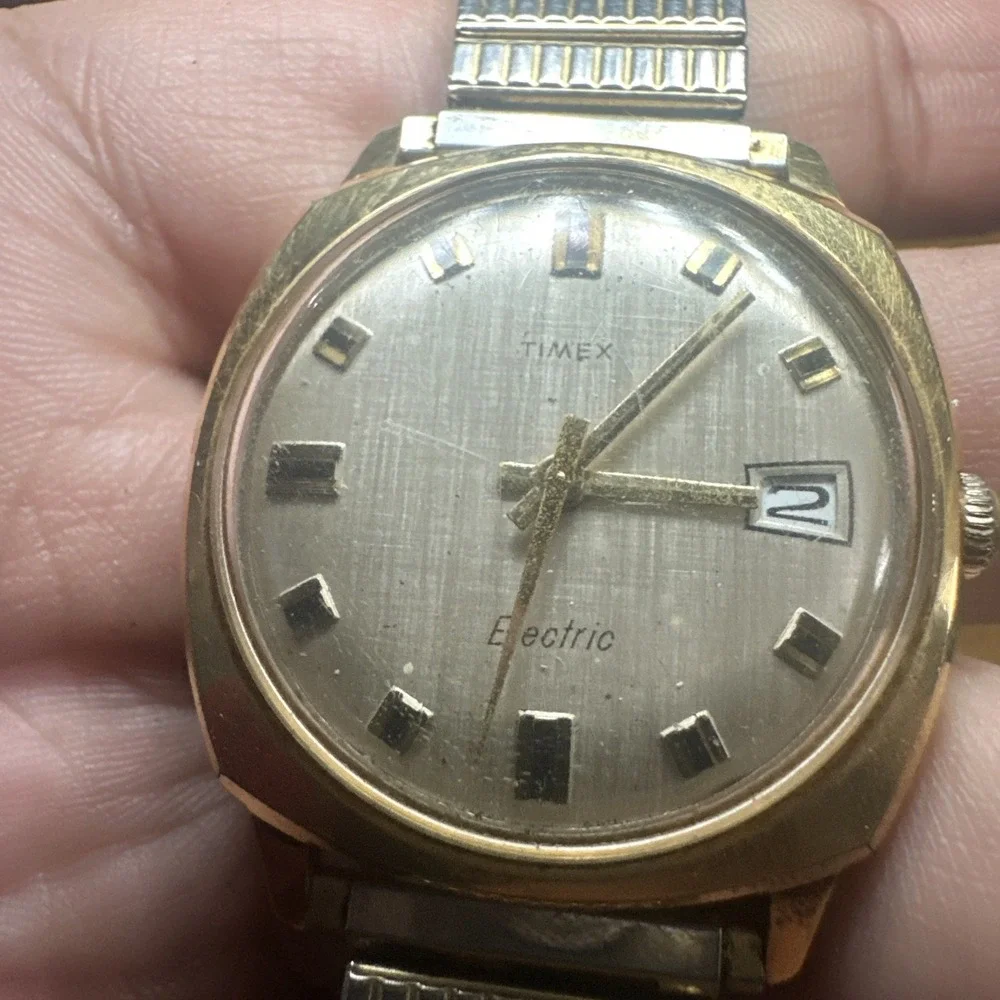 Working VTG 1971 Timex Square Electric 34MM Gold Tone Mens Watch Fit 8in Runs